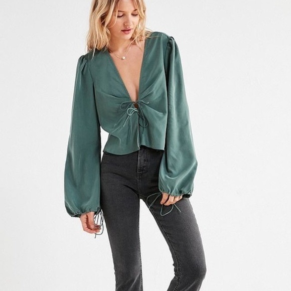 Urban outfitters tie top - Picture 2 of 2